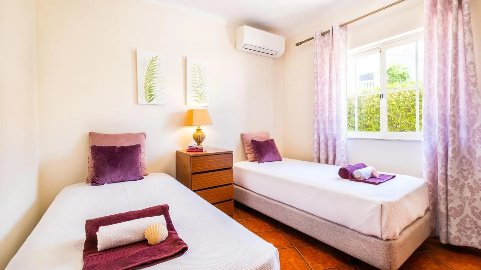 Villa Casablanca By Algarve Vacation 포티마오 0*,  포르투갈